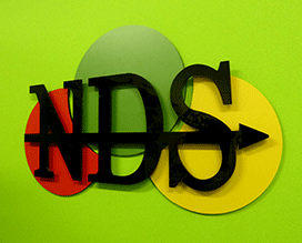 ������ЃG�k�f�B�G�X�e���R��